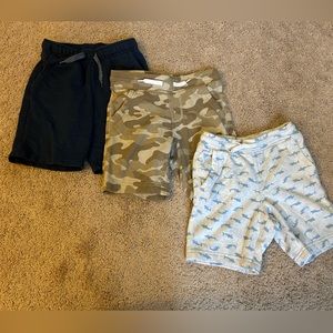 Gap shorts bundle size 6/7